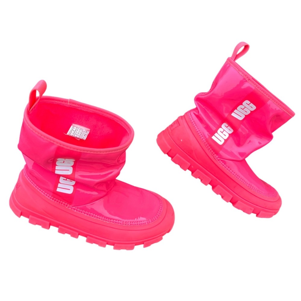UGG Kids Classic Brellah Mini Boots‎ Big Kids Size 5 Pink